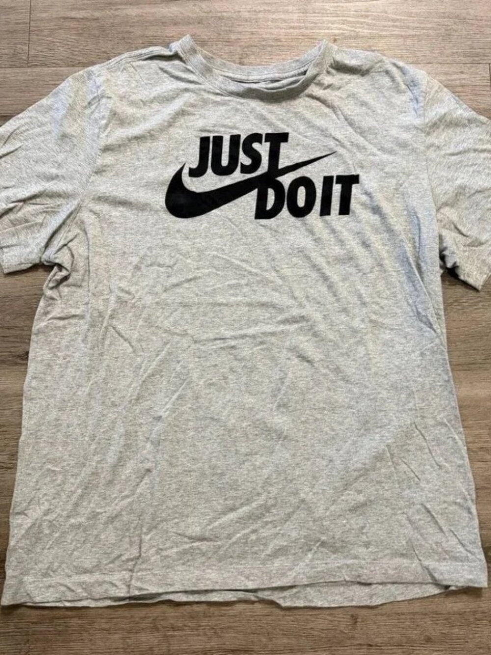 Nike “Just Do It” Logo Gray T-Shirt Men’s Size XL Cotton Blend
